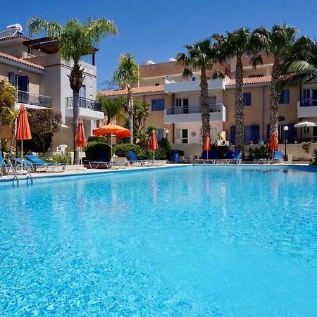 Villa Ilios In Kato Paphos Buitenkant foto